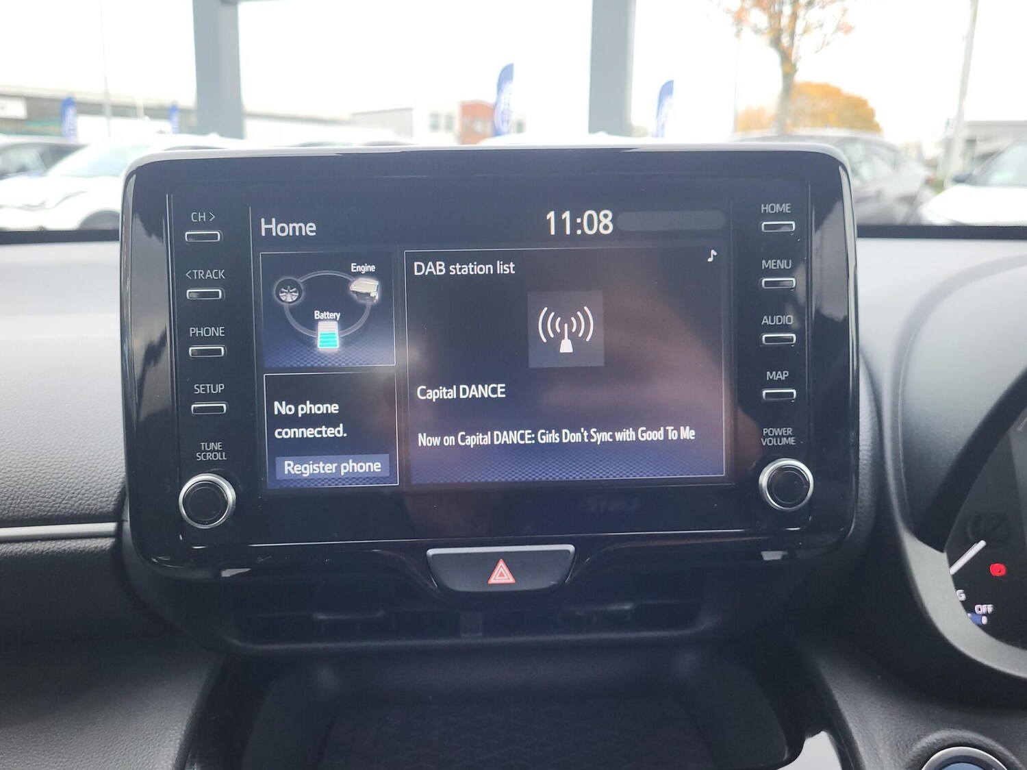 Used Toyota Yaris 2024 for sale - 76359742: Photo 7