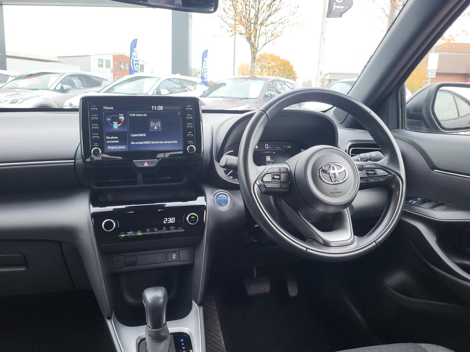 Used Toyota Yaris 2024 for sale - 76359742: Photo 8