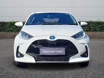 Used Toyota Yaris 2022 for sale - 77627072: Photo