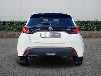 Used Toyota Yaris 2022 for sale - 77627072: Photo