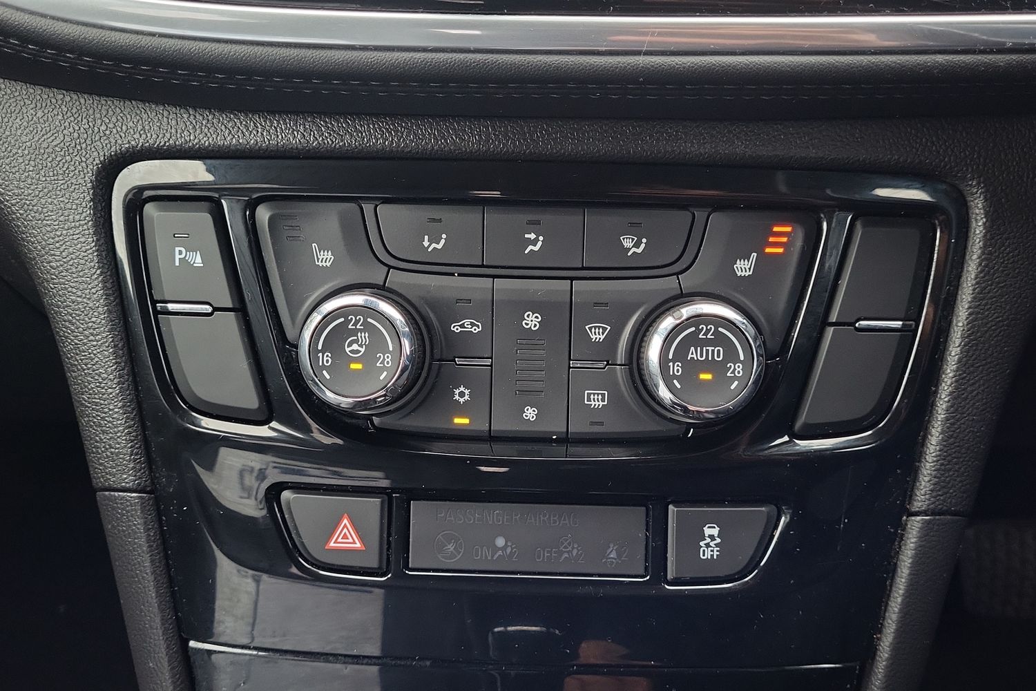 Used Vauxhall Mokka X 2018 for sale - 77388526: Photo 14