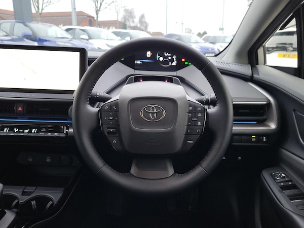 Used Toyota Prius 2024 for sale - 75302549: Photo 6