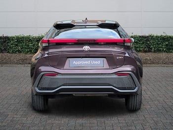 Used Toyota C-HR 2024 for sale - 79623135: Photo