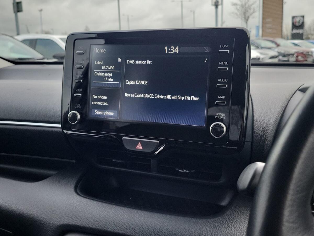 Used Toyota Yaris 2022 for sale - 77124345: Photo 11