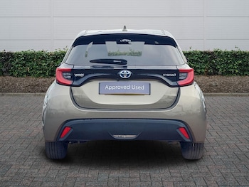 Used Toyota Yaris 2022 for sale - 77124345: Photo