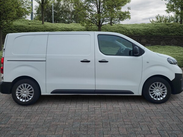 Used Toyota ProAce 2022 for sale - 75602316: Photo 16