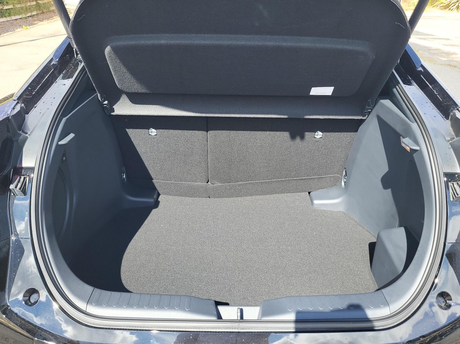 Used Toyota C-HR 2025 for sale - 76241230: Photo 14