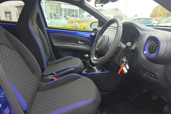 Used Toyota Aygo X 2025 for sale - 76216668: Photo 11