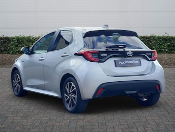 Used Toyota Yaris 2020 for sale - 77855138: Photo
