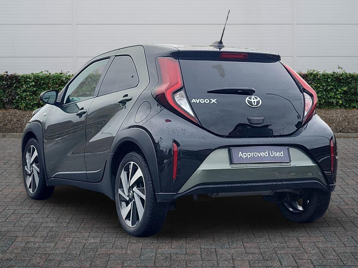 Used Toyota Aygo X 2022 for sale - 76937300: Photo 2
