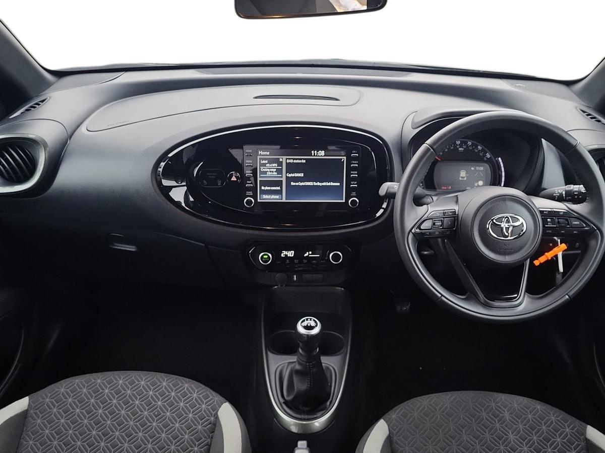 Used Toyota Aygo X 2022 for sale - 76937300: Photo 8