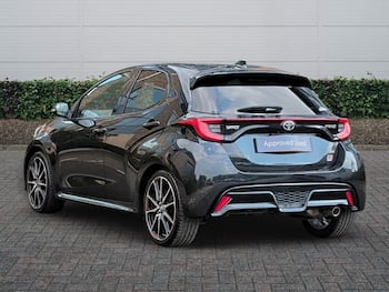 Used Toyota Yaris 2023 for sale - 79578157: Photo