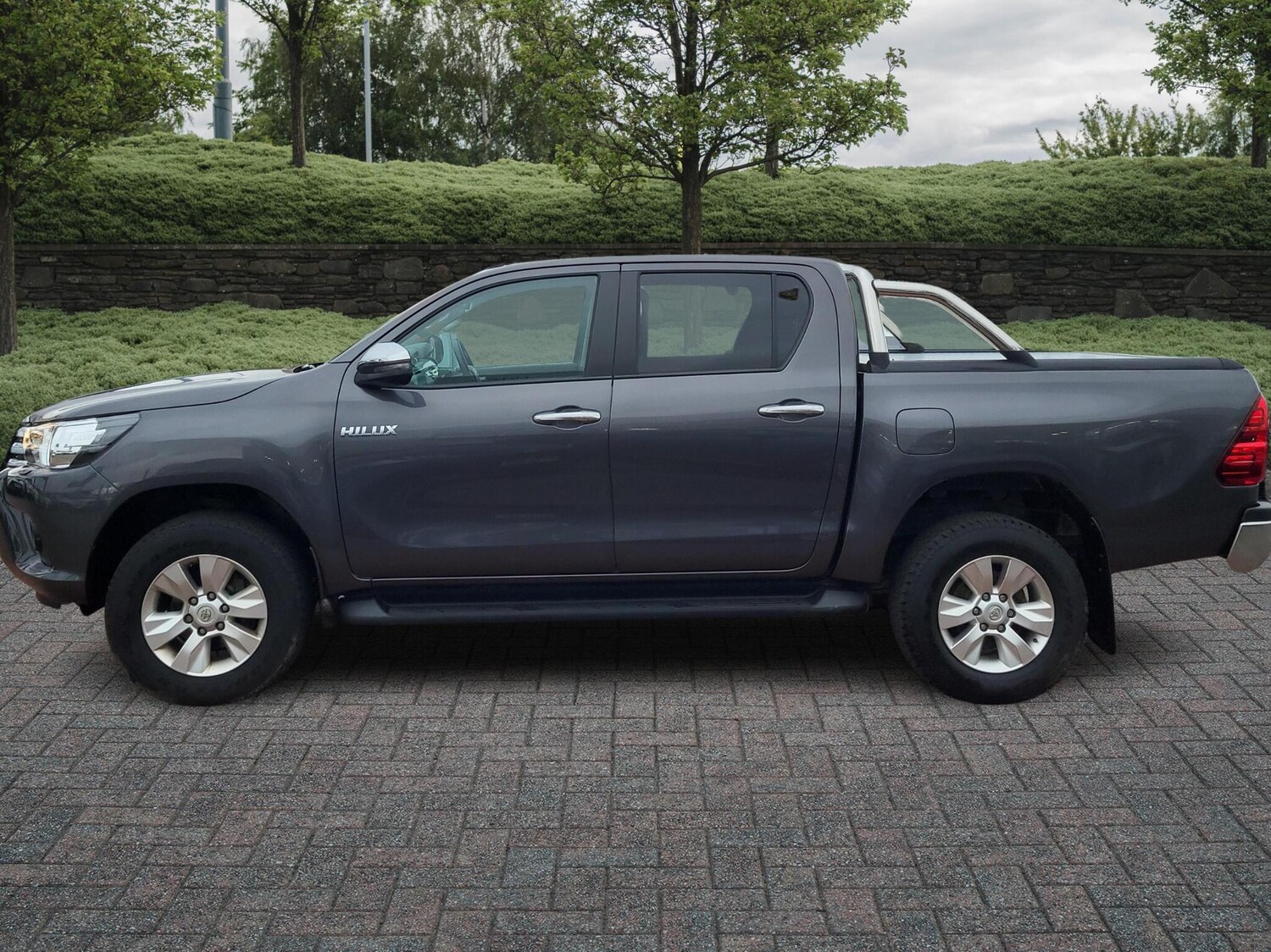 Used Toyota Hilux 2020 for sale - 76486668: Photo 17