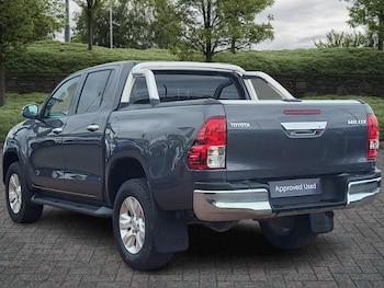 Used Toyota Hilux 2020 for sale - 76486668: Photo