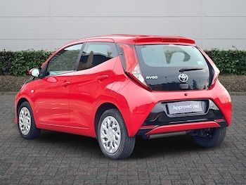 Used Toyota AYGO 2019 for sale - 77926927: Photo