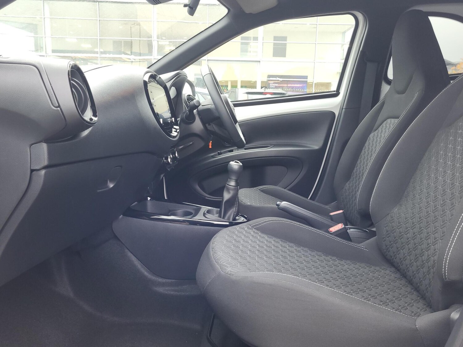 Used Toyota Aygo X 2023 for sale - 76202289: Photo 10