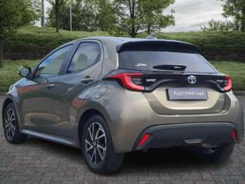 Used Toyota Yaris 2023 for sale - 75073248: Photo