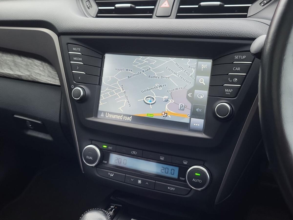 Used Toyota Avensis 2017 for sale - 77307077: Photo 11