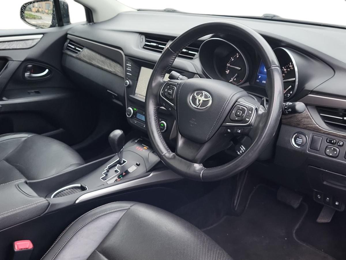 Used Toyota Avensis 2017 for sale - 77307077: Photo 12