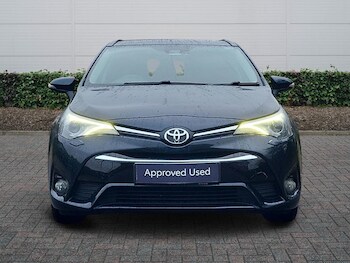 Used Toyota Avensis 2017 for sale - 77307077: Photo