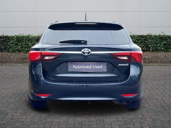 Used Toyota Avensis 2017 for sale - 77307077: Photo