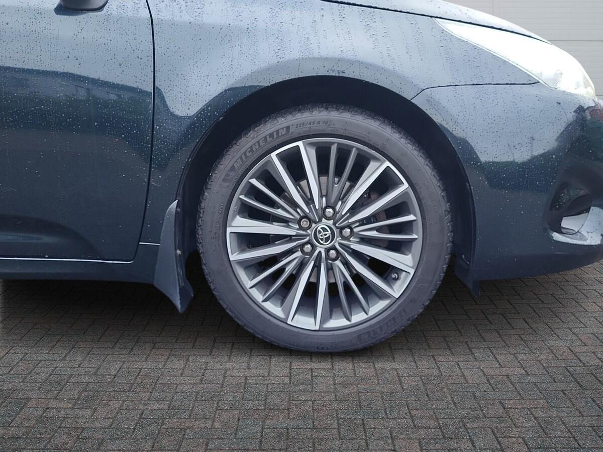 Used Toyota Avensis 2017 for sale - 77307077: Photo 6