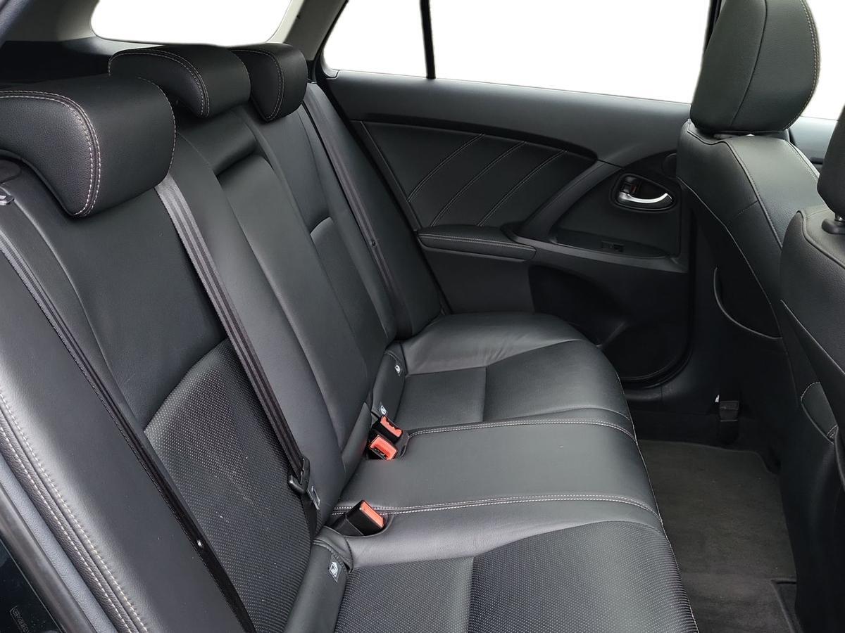 Used Toyota Avensis 2017 for sale - 77307077: Photo 9