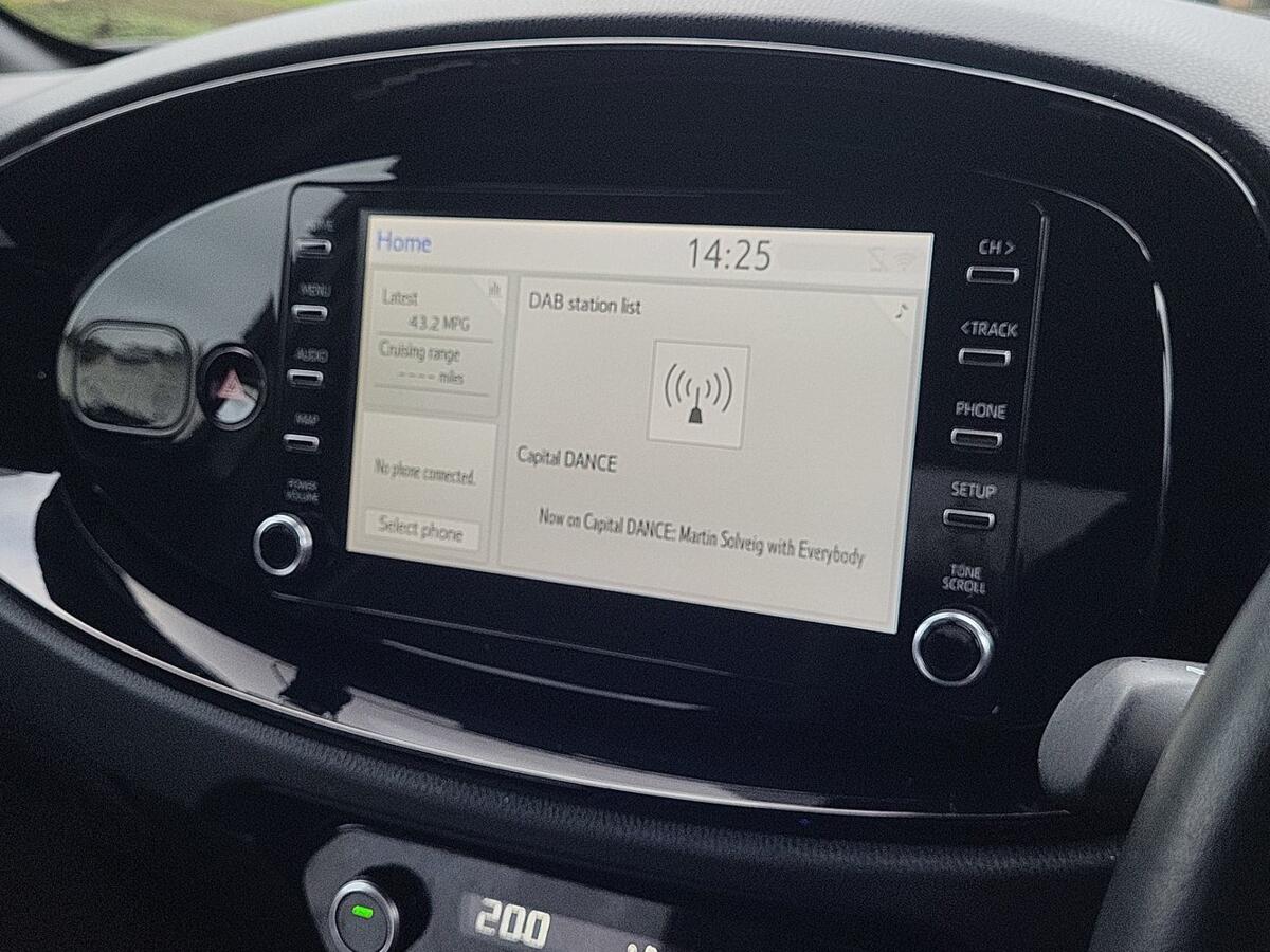 Used Toyota Aygo X 2022 for sale - 77442140: Photo 11