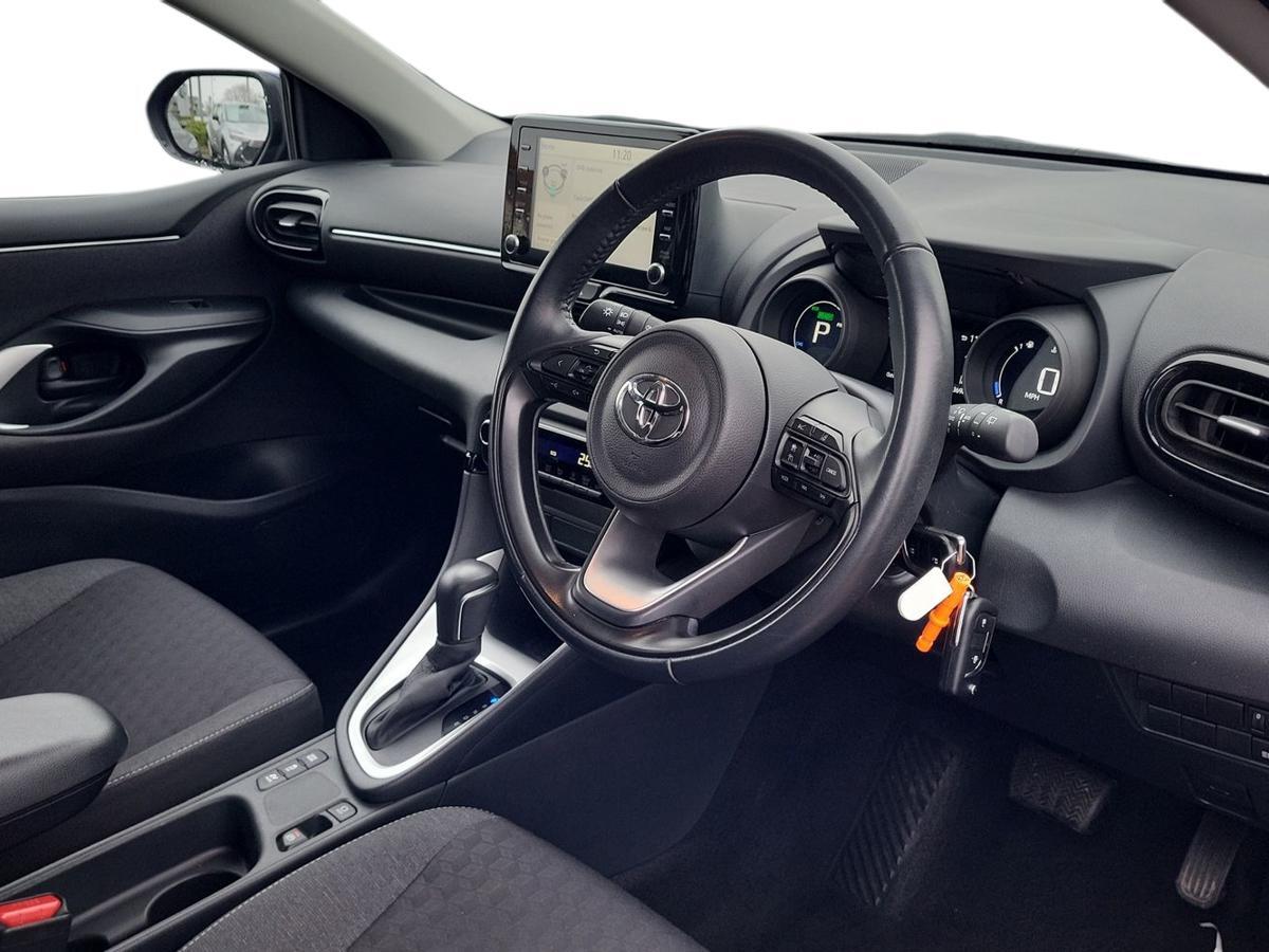 Used Toyota Yaris 2022 for sale - 77060086: Photo 12