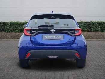 Used Toyota Yaris 2022 for sale - 77060086: Photo