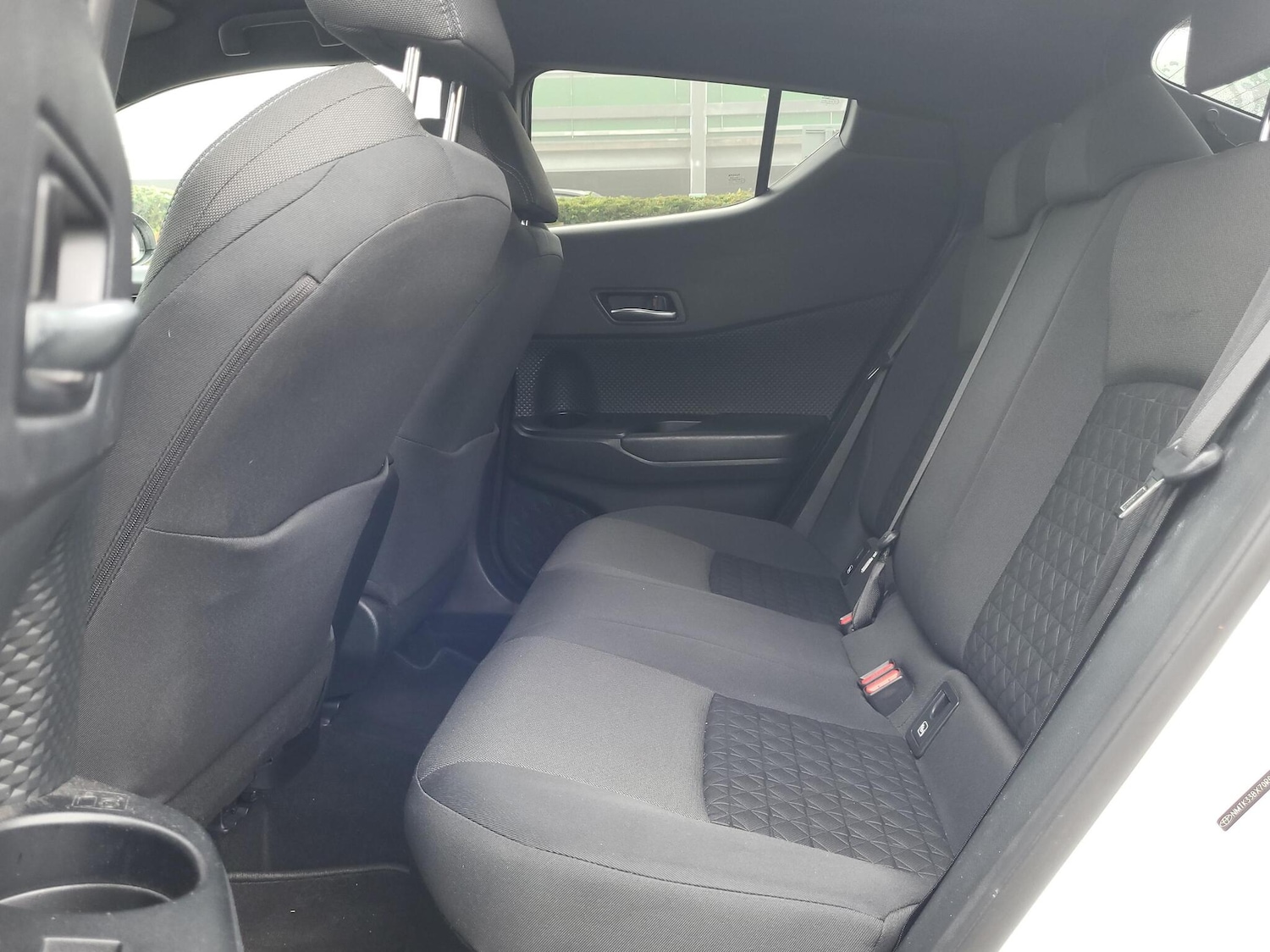 Used Toyota C-HR 2021 for sale - 76447060: Photo 12