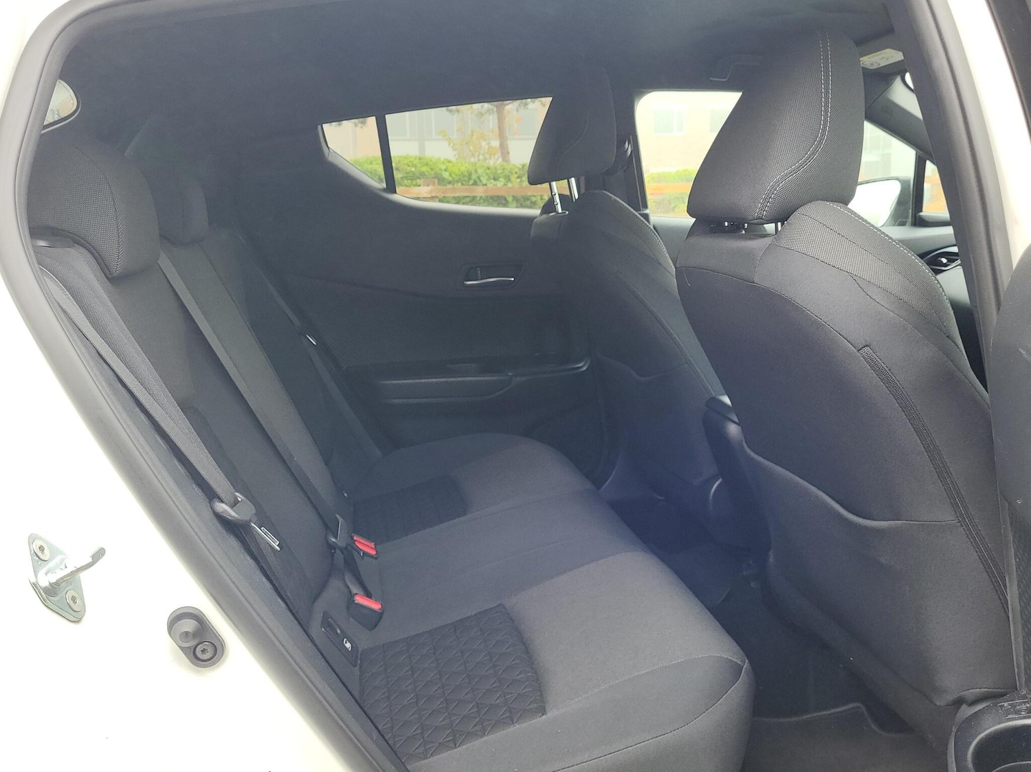 Used Toyota C-HR 2021 for sale - 76447060: Photo 13