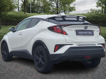 Used Toyota C-HR 2021 for sale - 76447060: Photo