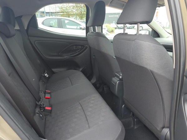 Used Toyota Yaris 2024 for sale - 76123847: Photo 13