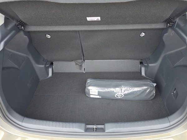 Used Toyota Yaris 2024 for sale - 76123847: Photo 14
