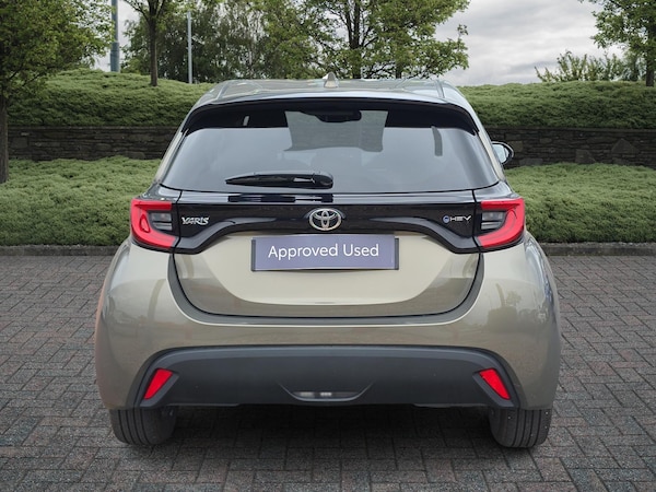 Used Toyota Yaris 2024 for sale - 76123847: Photo 19