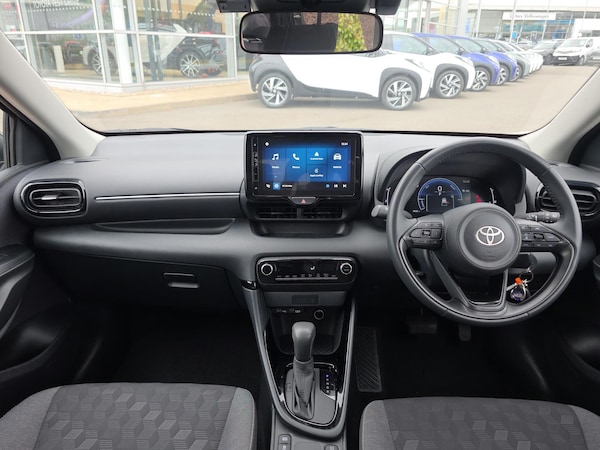 Used Toyota Yaris 2024 for sale - 76123847: Photo 5