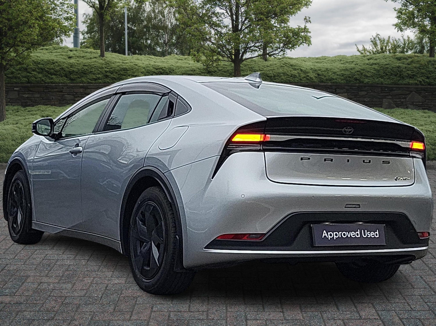 Used Toyota Prius 2024 for sale - 77239273: Photo 4