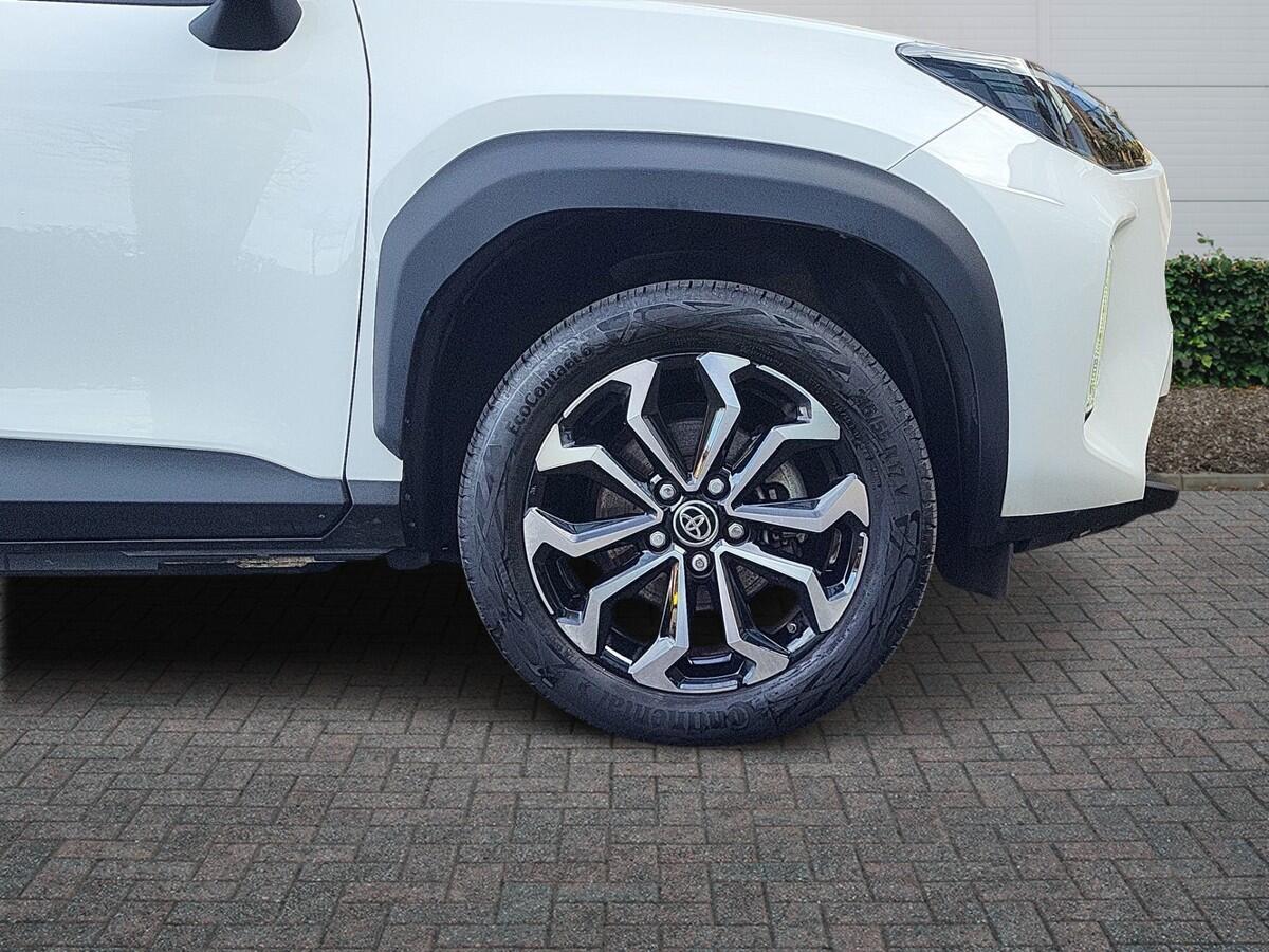 Used Toyota Yaris Cross 2023 for sale - 78073808: Photo 6