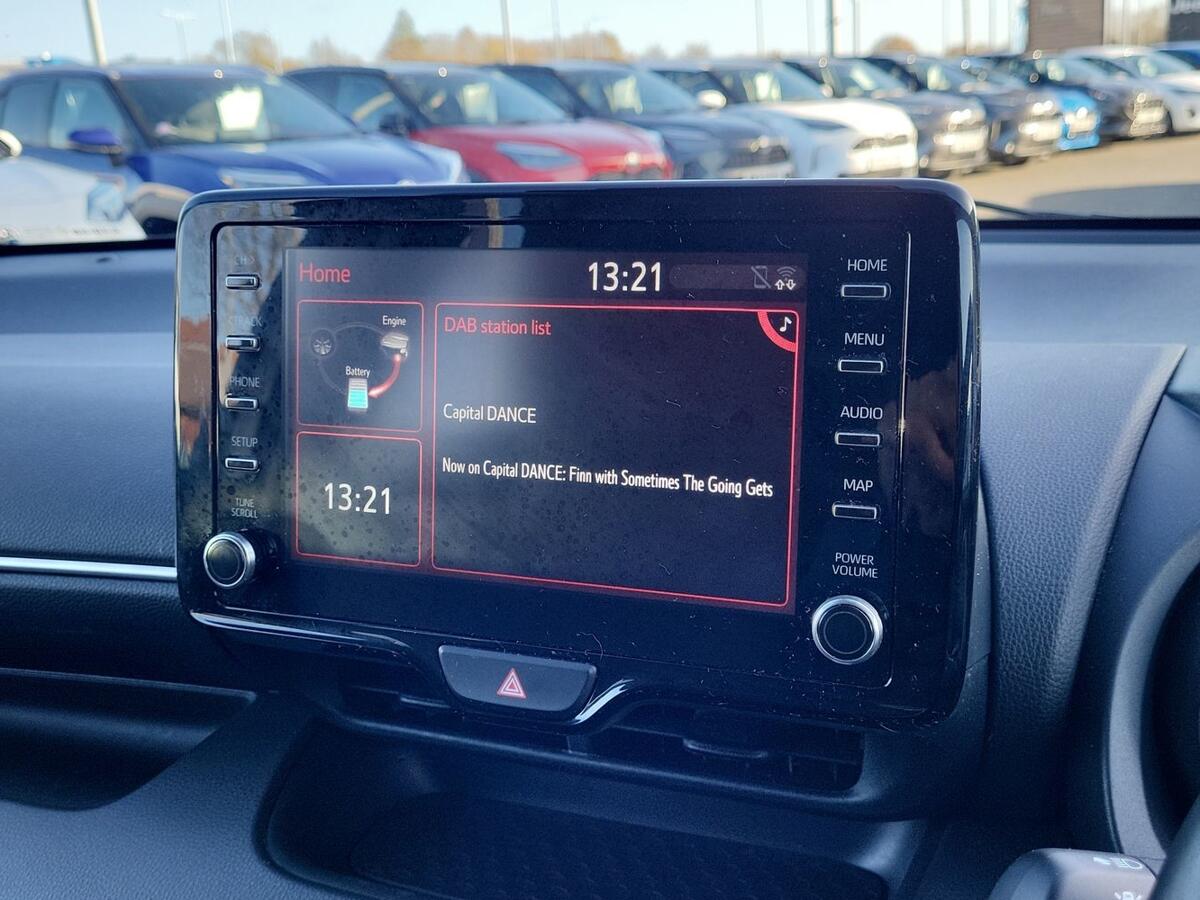 Used Toyota Yaris 2022 for sale - 76800643: Photo 11