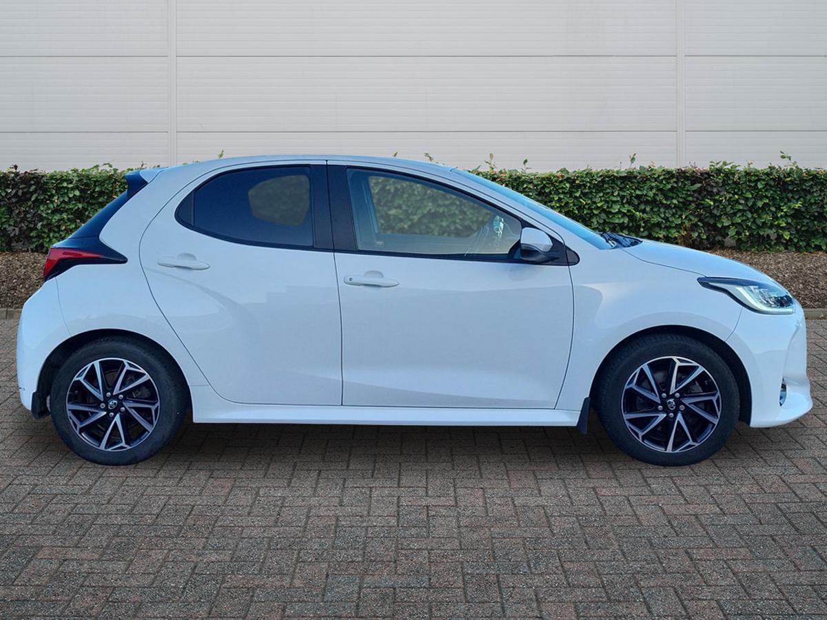 Used Toyota Yaris 2022 for sale - 76800643: Photo 5