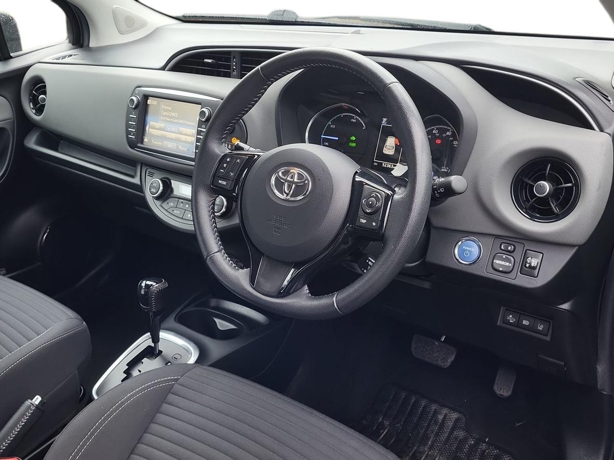Used Toyota Yaris 2019 for sale - 77575940: Photo 12