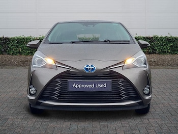 Used Toyota Yaris 2019 for sale - 77575940: Photo