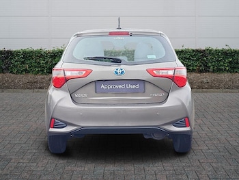 Used Toyota Yaris 2019 for sale - 77575940: Photo