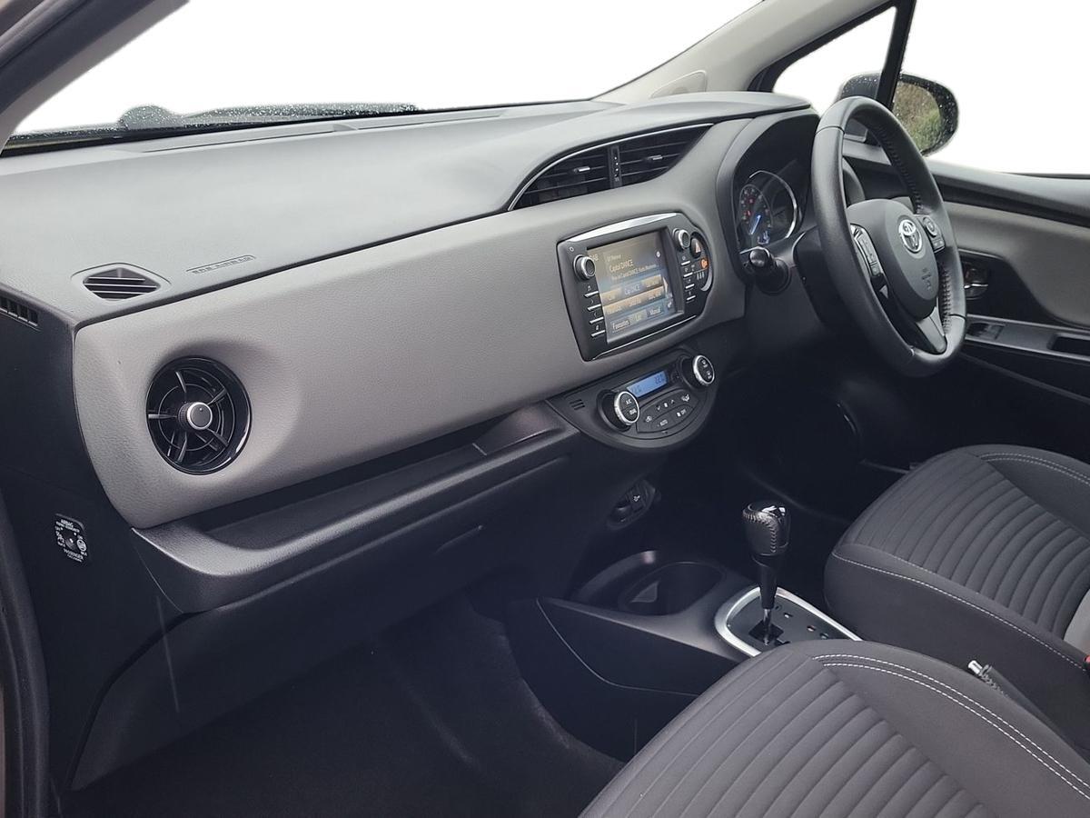 Used Toyota Yaris 2019 for sale - 77575940: Photo 7