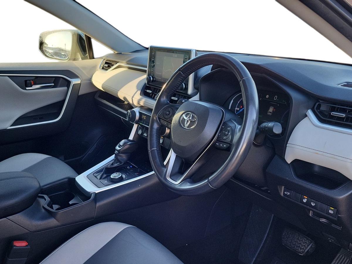 Used Toyota RAV4 2020 for sale - 77124746: Photo 12