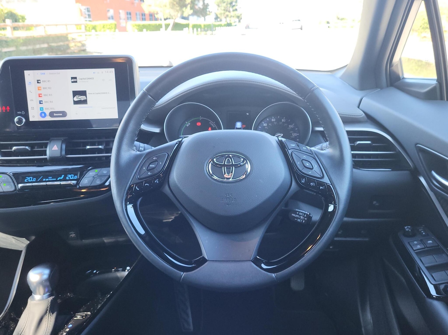 Used Toyota C-HR 2023 for sale - 76551799: Photo 6