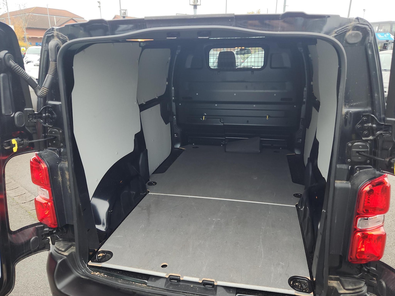 Used Toyota ProAce 2023 for sale - 77046405: Photo 13