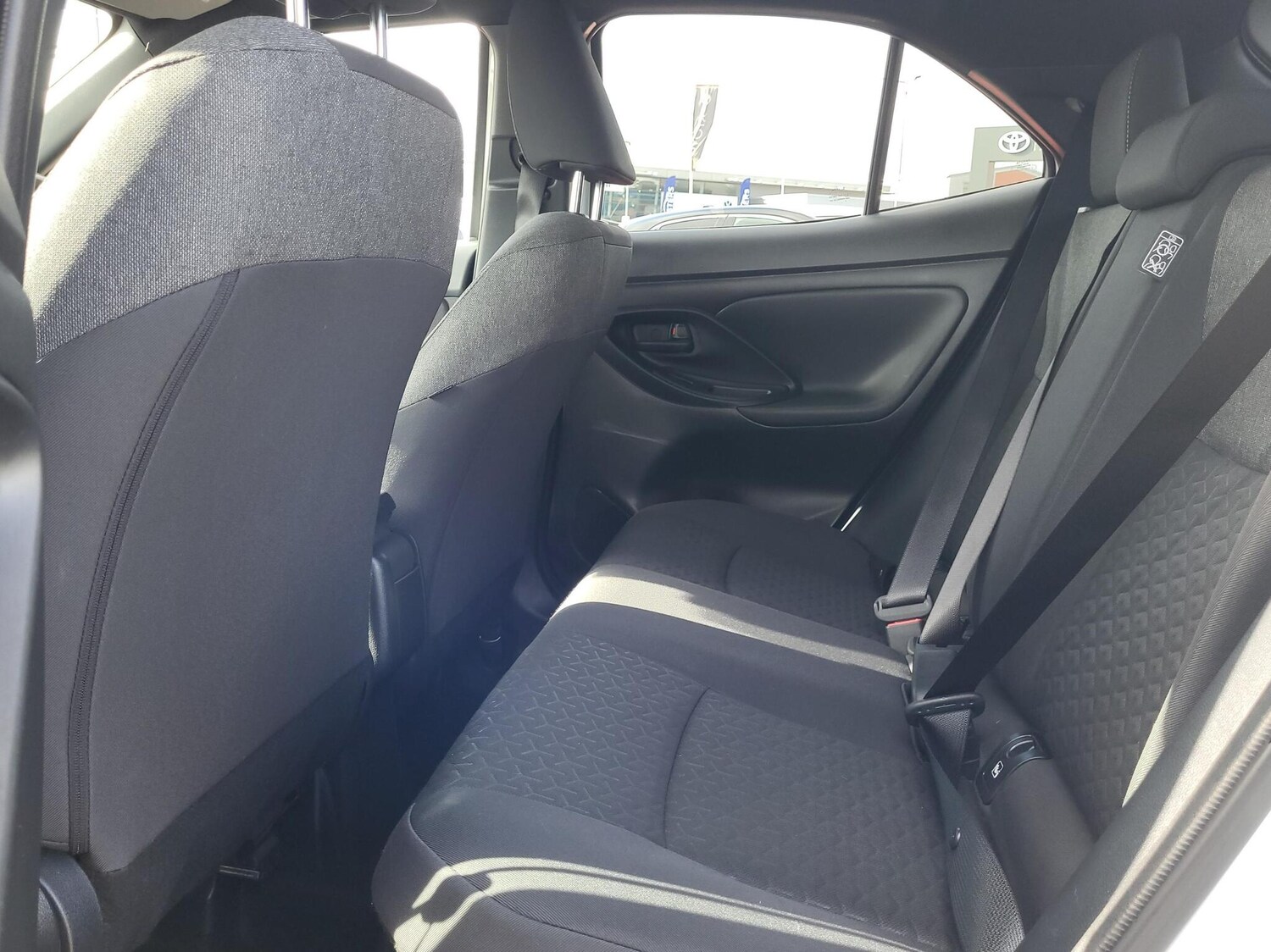 Used Toyota Yaris 2023 for sale - 76086096: Photo 12