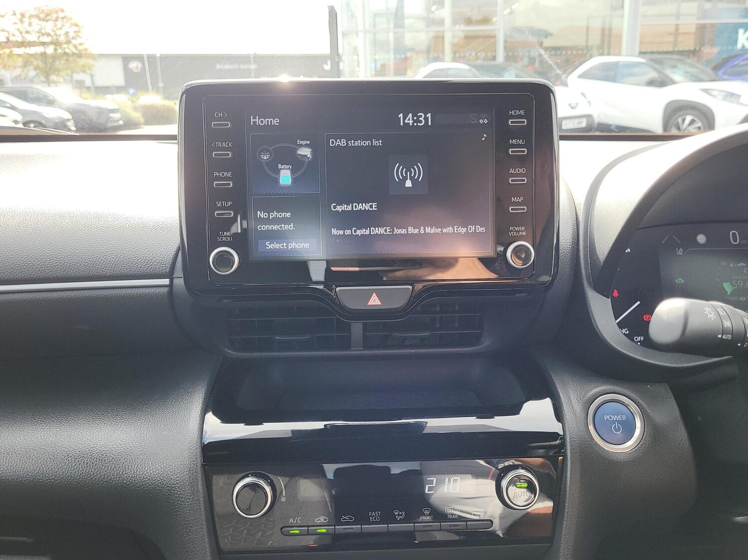 Used Toyota Yaris 2023 for sale - 76086096: Photo 7